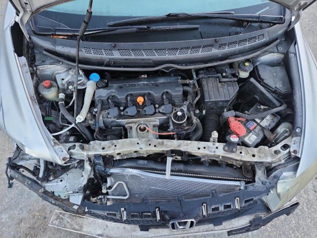 19XFA1F53BE034587 - 2011 HONDA CIVIC LX SILVER photo 11