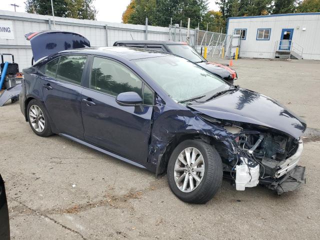 JTDHPRAE6LJ028252 - 2020 TOYOTA COROLLA LE BLUE photo 4