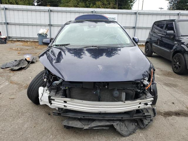 JTDHPRAE6LJ028252 - 2020 TOYOTA COROLLA LE BLUE photo 5