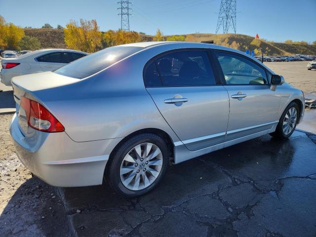 19XFA16939E032562 - 2009 HONDA CIVIC EXL SILVER photo 3