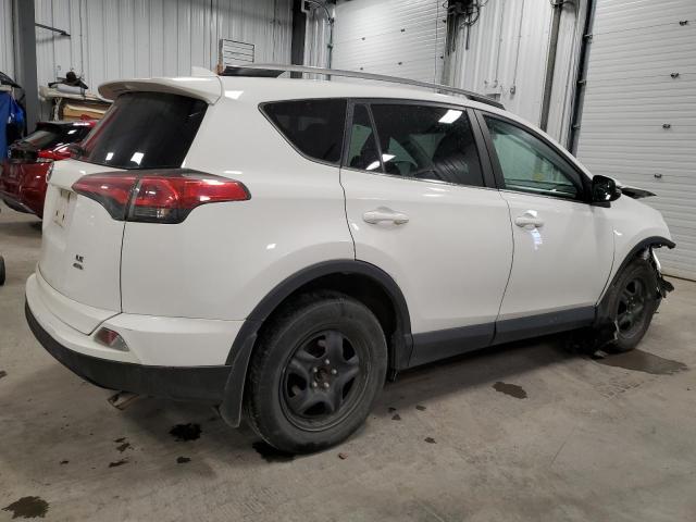 2T3BFREV2HW664985 - 2017 TOYOTA RAV4 LE أبيض صورة 3