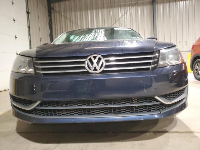 1VWAT7A31EC065598 - 2014 VOLKSWAGEN PASSAT S BLUE photo 5