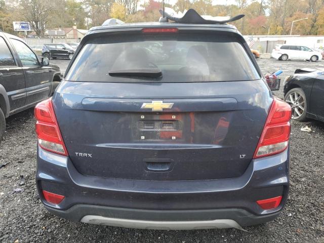 3GNCJLSB0KL247011 - 2019 CHEVROLET TRAX 1LT BLUE photo 6