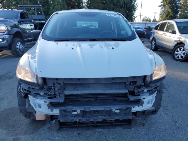 1FMCU0F71EUD25497 - 2014 FORD ESCAPE S WHITE photo 5