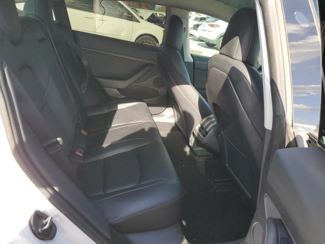 5YJ3E1EBXNF339050 - 2022 TESLA MODEL 3 أبيض صورة 10