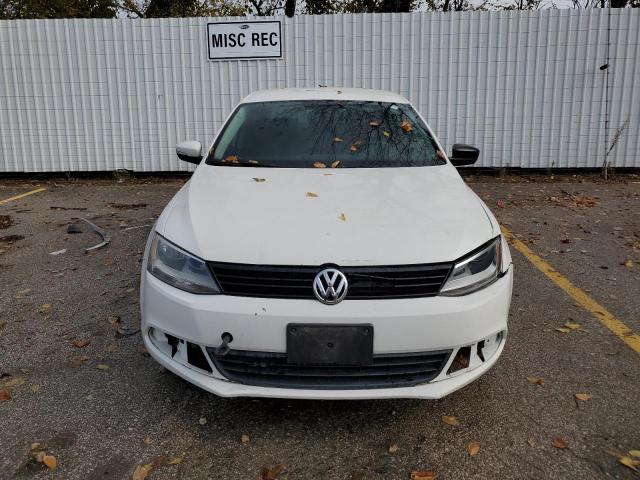 3VWLL7AJ1CM466099 - 2012 VOLKSWAGEN JETTA TDI 白色 照片 5