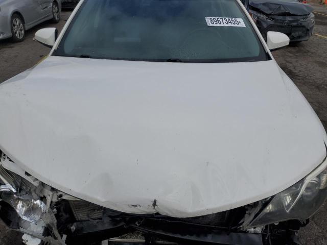 4T1BF1FK3CU518053 - 2012 TOYOTA CAMRY BASE Beyaz fotoğraf 11