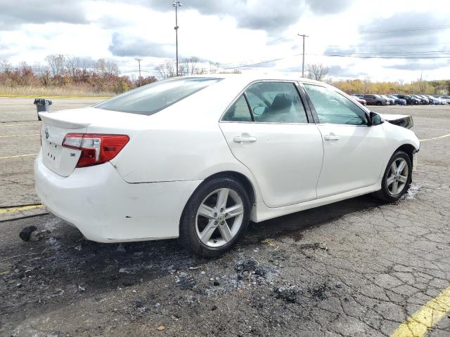 4T1BF1FK3CU518053 - 2012 TOYOTA CAMRY BASE Beyaz fotoğraf 3