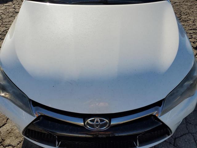 4T1BF1FK6FU010809 - 2015 TOYOTA CAMRY LE WHITE photo 11