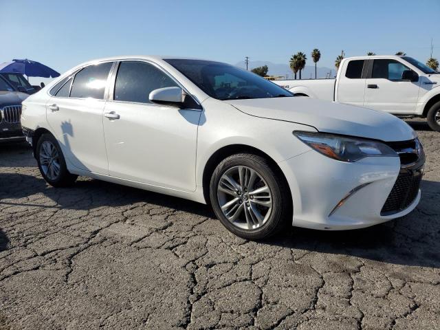 4T1BF1FK6FU010809 - 2015 TOYOTA CAMRY LE WHITE photo 4