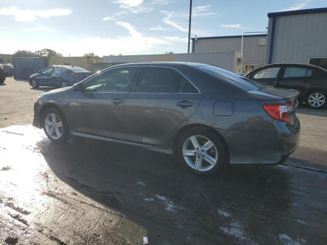 4T1BF1FK5DU205572 - 2013 TOYOTA CAMRY L GRAY photo 2