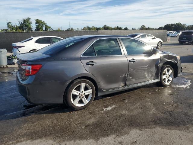 4T1BF1FK5DU205572 - 2013 TOYOTA CAMRY L GRAY photo 3