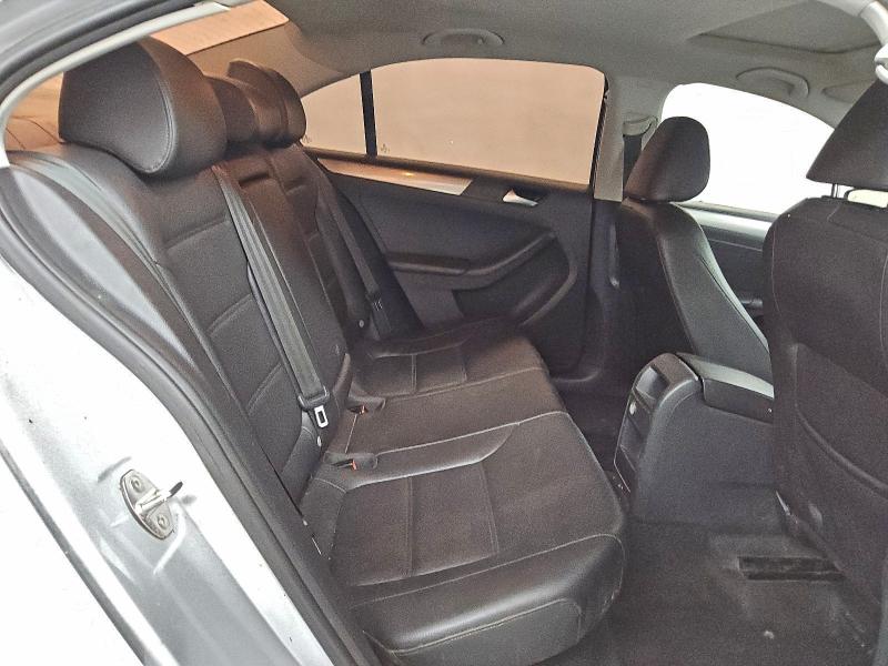 3VWDB7AJ8HM370632 - 2017 VOLKSWAGEN JETTA SE GRAY photo 10