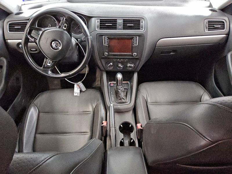 3VWDB7AJ8HM370632 - 2017 VOLKSWAGEN JETTA SE GRAY photo 8