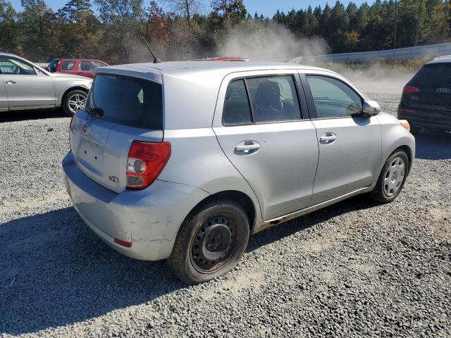 JTKKU4B48AJ055594 - 2010 TOYOTA SCION XD SILVER photo 3
