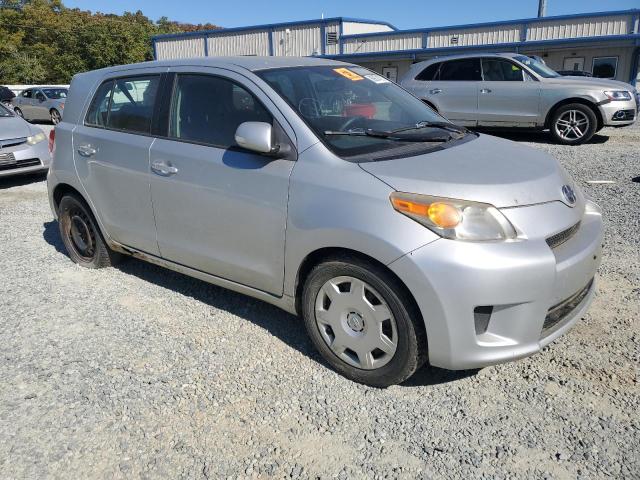 JTKKU4B48AJ055594 - 2010 TOYOTA SCION XD SILVER photo 4