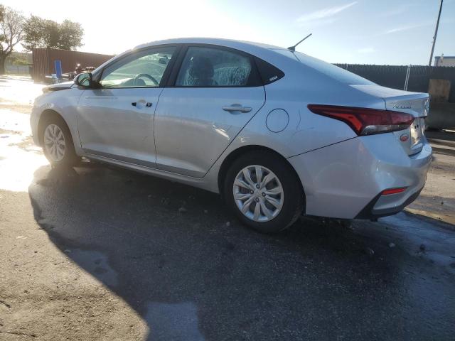 3KPC24A60ME131248 - 2021 HYUNDAI ACCENT SE SILVER photo 2