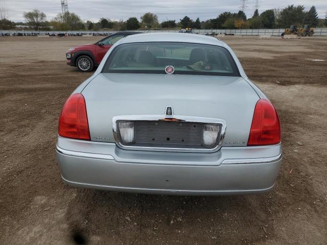1LNHM81V17Y623814 - 2007 LINCOLN TOWN CAR SIGNATURE Blau Foto 6
