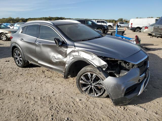 SJKCH5CR2HA024039 - 2017 INFINITI QX30 BASE GRAY photo 4