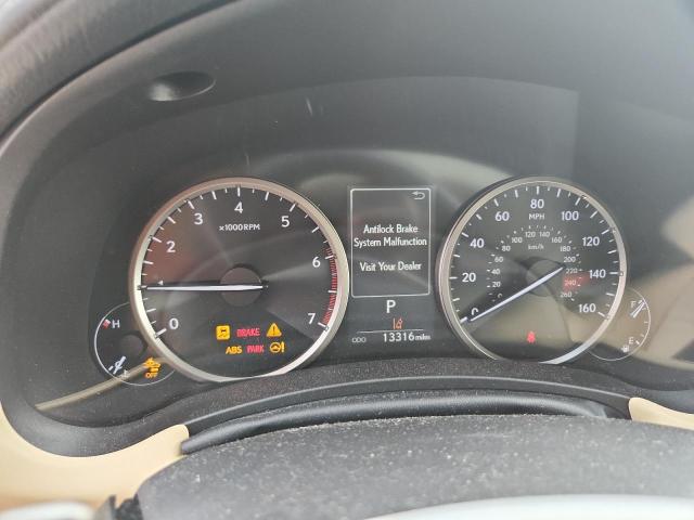 JTJYARBZ9K2128192 - 2019 LEXUS NX 300 BASE 白色 照片 9