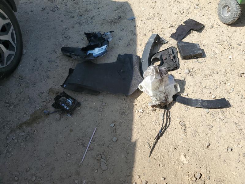 JF2SKAGCXKH517501 - 2019 SUBARU FORESTER PREMIUM Սև լուսանկար 12