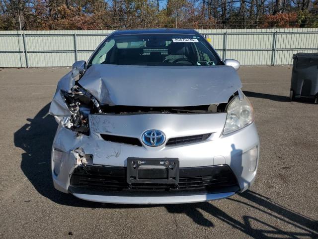 JTDKN3DUXF1894861 - 2015 TOYOTA PRIUS SILVER photo 5