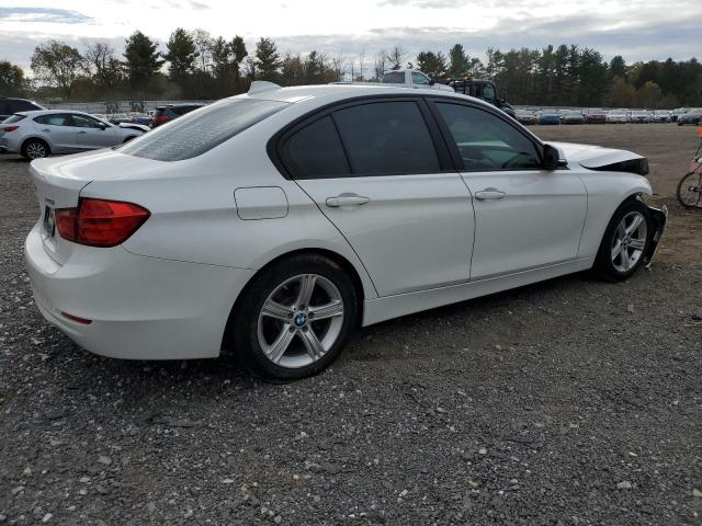 WBA3C3G58FNS74353 - 2015 BMW 320 I XDRIVE 白色 照片 3