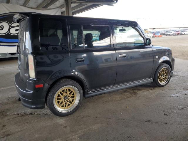 JTLKT334064083595 - 2006 TOYOTA SCION XB BLACK photo 3