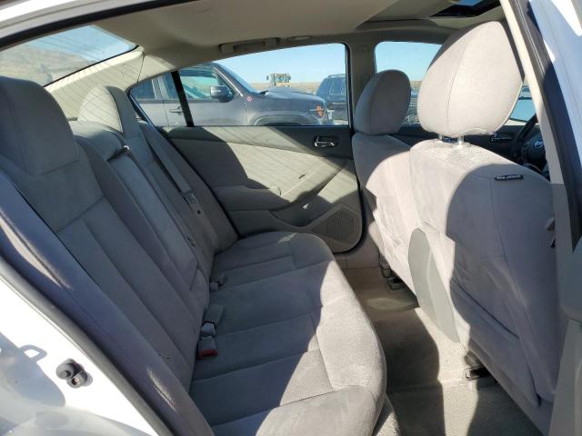 1N4AL2AP8CN511827 - 2012 NISSAN ALTIMA BASE WHITE photo 10