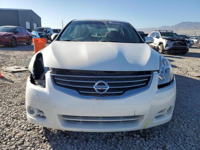 1N4AL2AP8CN511827 - 2012 NISSAN ALTIMA BASE WHITE photo 5