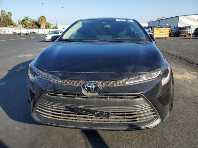 JTDB4MEE8SJ020194 - 2025 TOYOTA COROLLA LE 黑色 照片 5