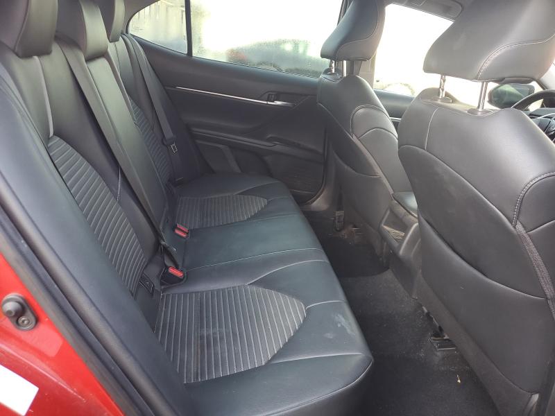 4T1B11HK7KU190291 - 2019 TOYOTA CAMRY L წითელი ფოტო 10