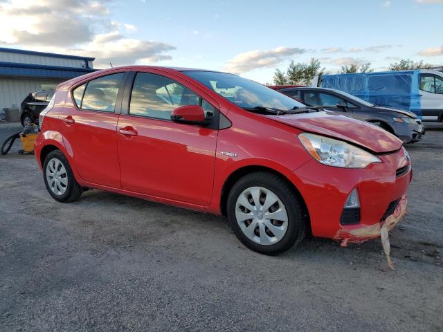 JTDKDTB36C1008382 - 2012 TOYOTA PRIUS C წითელი ფოტო 4