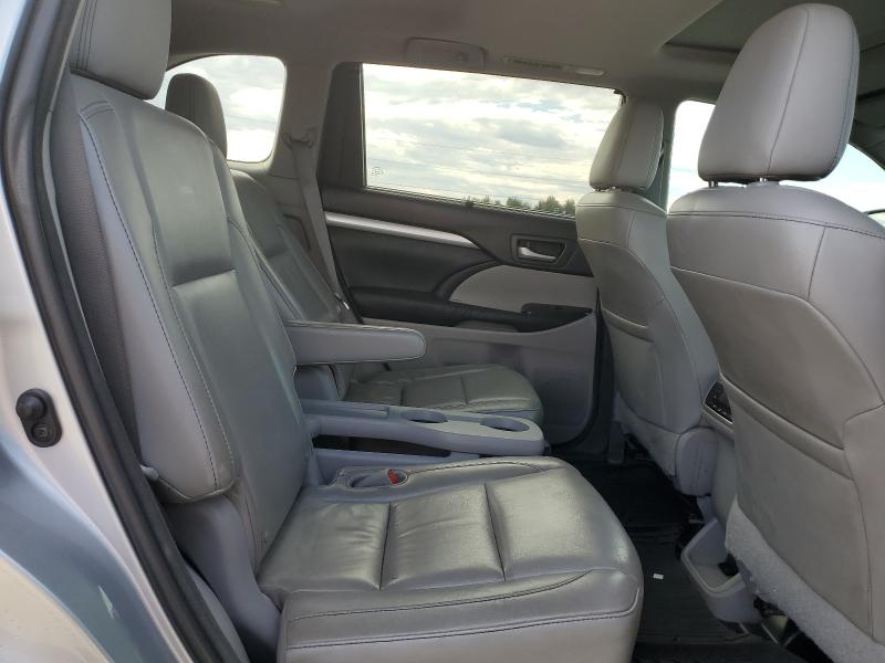 5TDKKRFH7FS111929 - 2015 TOYOTA HIGHLANDER XLE Gümüş fotoğraf 11