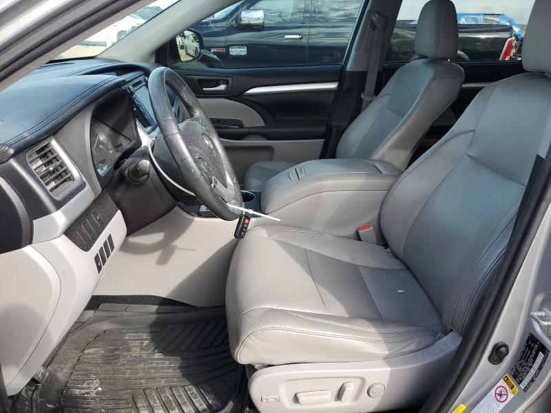 5TDKKRFH7FS111929 - 2015 TOYOTA HIGHLANDER XLE Gümüş fotoğraf 7