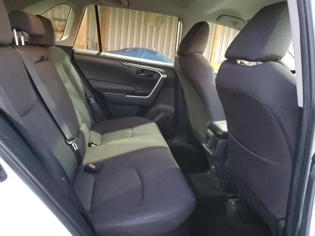 2T3LWRFV2LW092036 - 2020 TOYOTA RAV4 LE WHITE photo 11