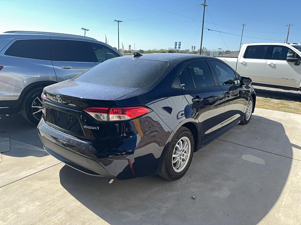 JTDEAMDE7NJ044501 - 2022 TOYOTA COROLLA LE BLUE photo 4