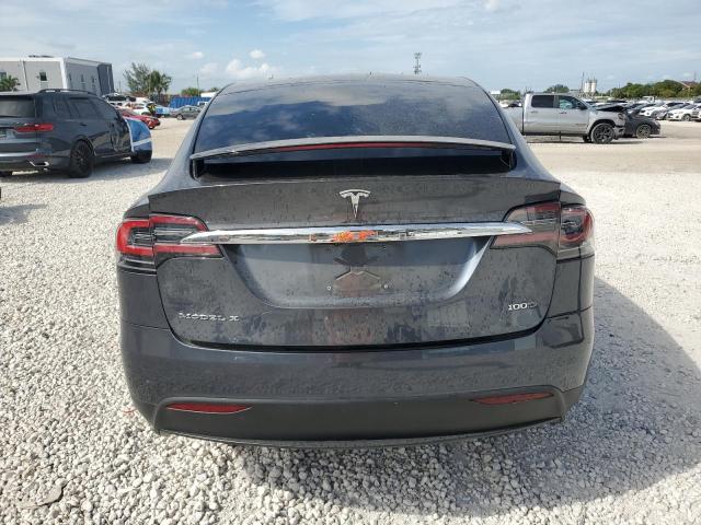 5YJXCBE24HF070223 - 2017 TESLA MODEL X შავი ფოტო 6