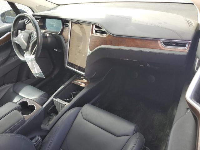 5YJXCBE24HF070223 - 2017 TESLA MODEL X შავი ფოტო 8