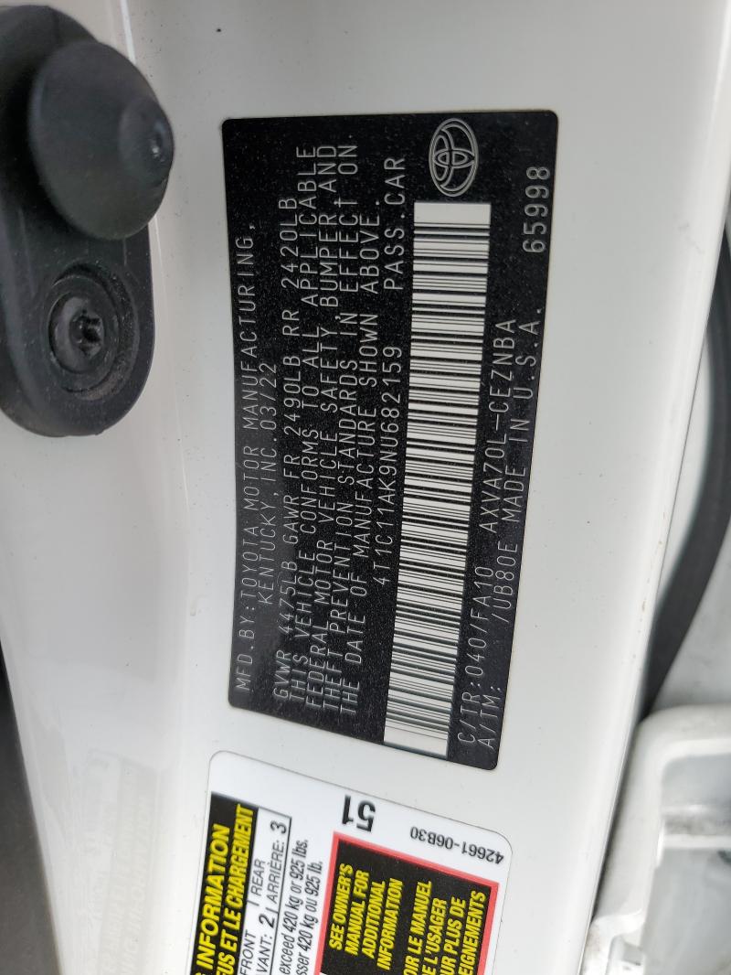 4T1C11AK9NU682159 - 2022 TOYOTA CAMRY LE WHITE photo 12