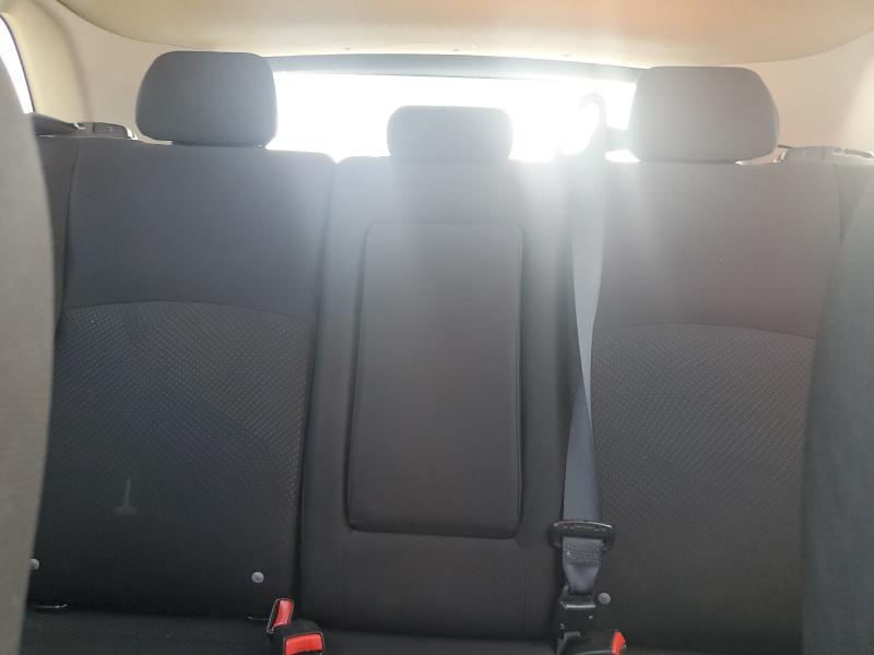 4A4AP3AU3EE016425 - 2014 MITSUBISHI OUTLANDER ES RED photo 10