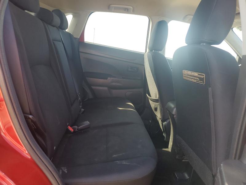 4A4AP3AU3EE016425 - 2014 MITSUBISHI OUTLANDER ES RED photo 11