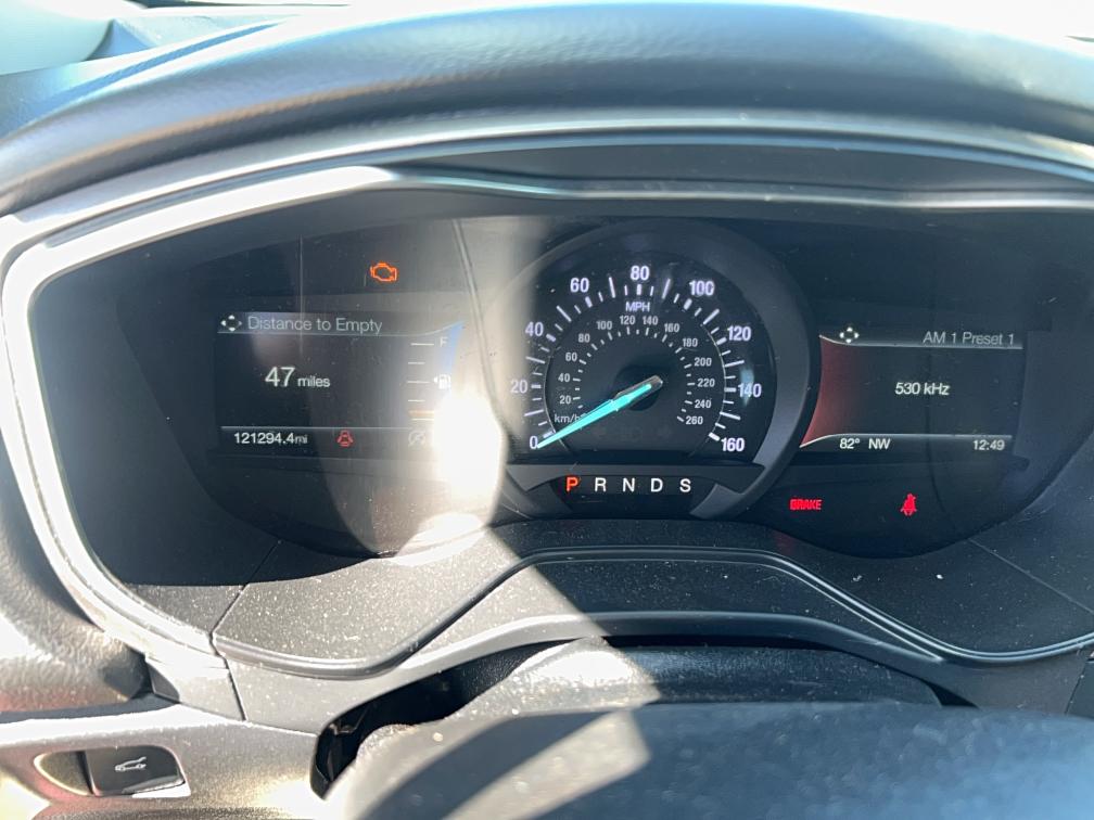 3FA6P0HD8KR198591 - 2019 FORD FUSION SE წითელი ფოტო 8