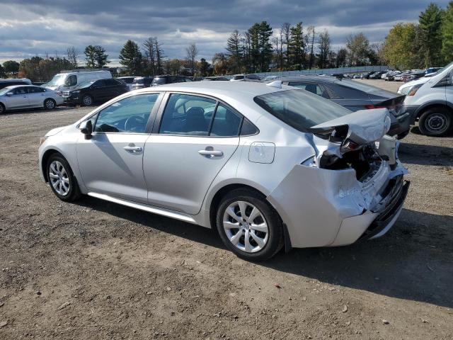 5YFEPMAE7MP167664 - 2021 TOYOTA COROLLA LE 银色 照片 2