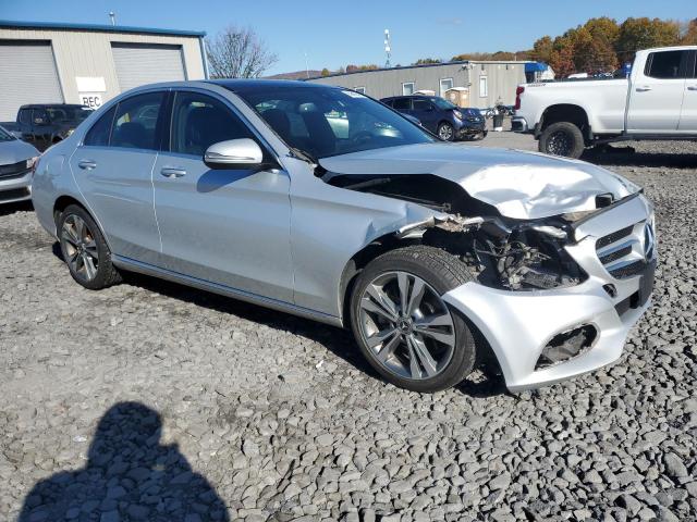 55SWF4KB4JU280361 - 2018 MERCEDES-BENZ C 300 4MATIC SILVER photo 4