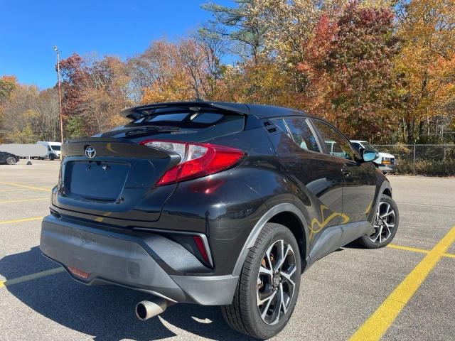 NMTKHMBX2JR006348 - 2018 TOYOTA C-HR XLE Qara foto 4