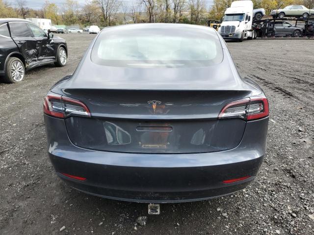 5YJ3E1EB8JF116693 - 2018 TESLA MODEL 3 Gris photo 6