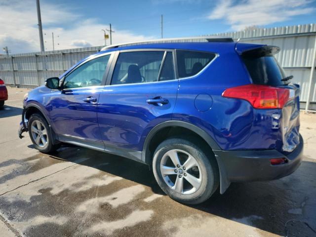 2T3RFREV6FW240138 - 2015 TOYOTA RAV4 XLE BLUE photo 2