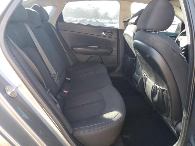 5XXGT4L39JG227884 - 2018 KIA OPTIMA LX 银色 照片 10