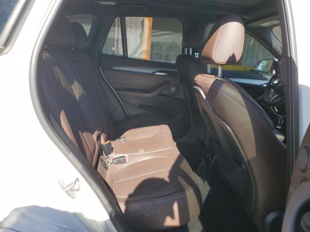 WBXHT3C35G5E50151 - 2016 BMW X1 XDRIVE28I WHITE photo 11